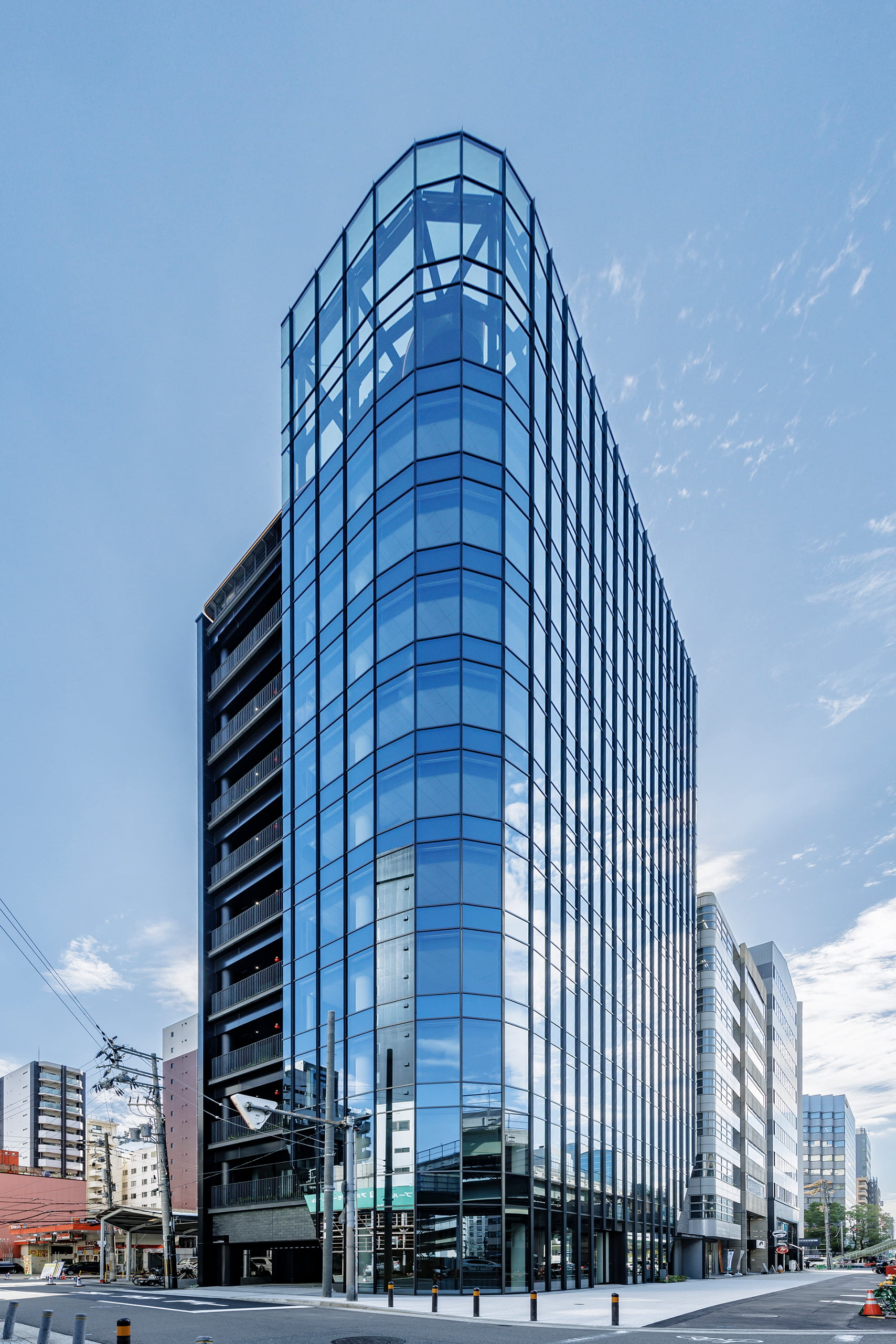 店舗・施設の納入事例 - AQUA西本町 | 大光電機株式会社